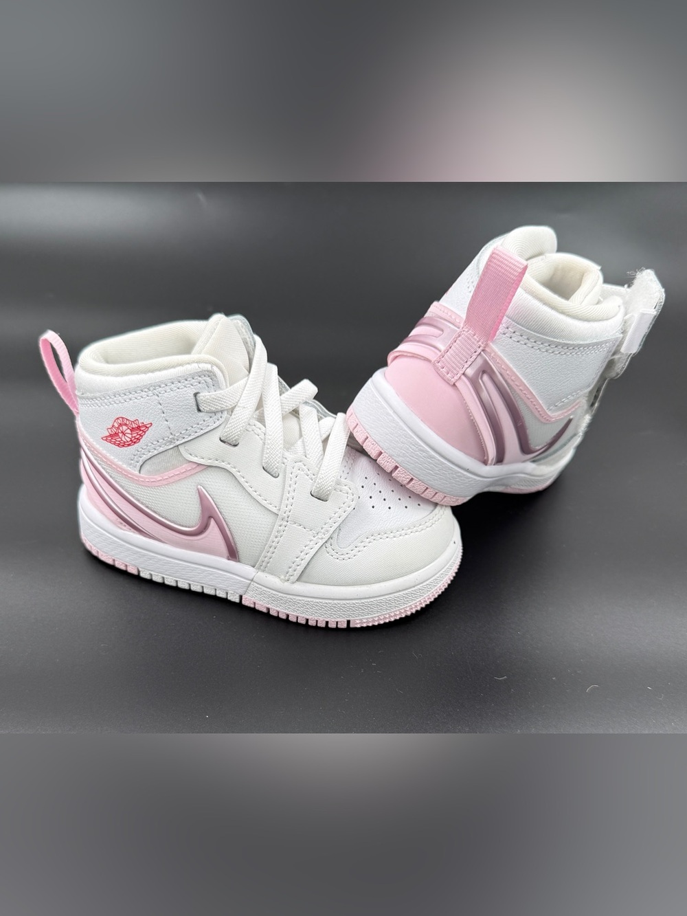 RARE Nike Air Jordan Mid size 5/6c